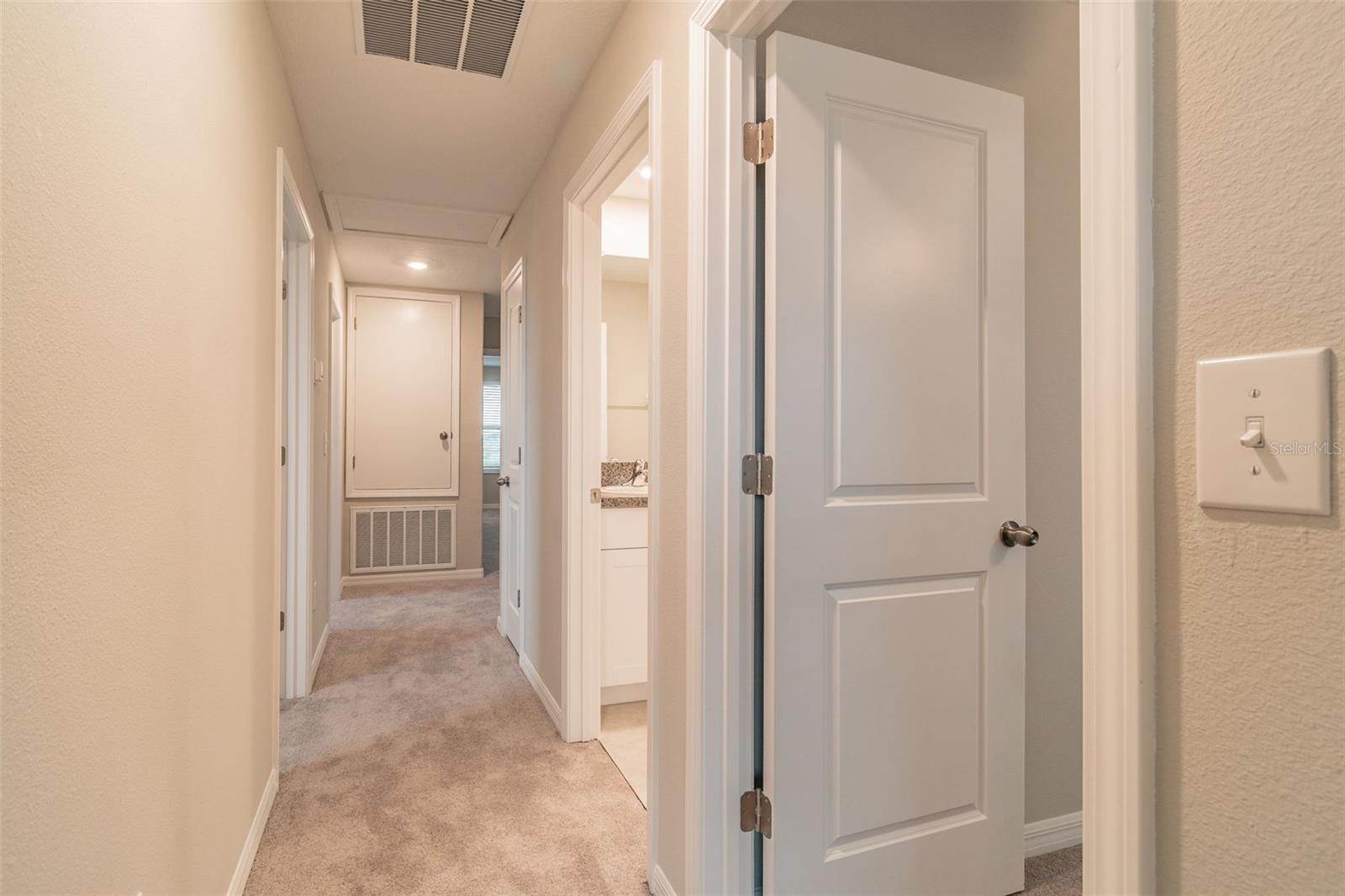 5064 WHITE CHICORY DR — photo 17