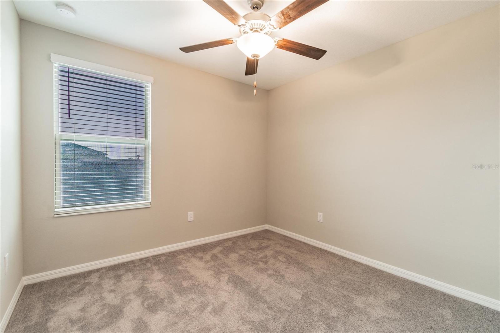 5064 WHITE CHICORY DR — photo 29