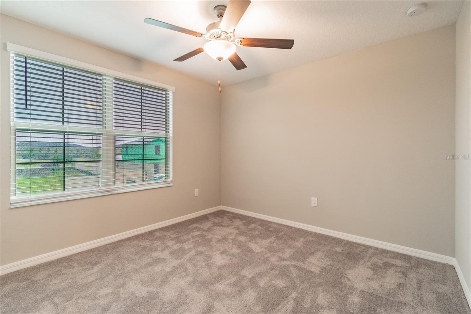 5064 WHITE CHICORY DR — photo 32