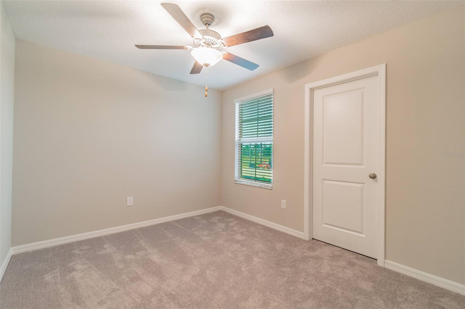 5064 WHITE CHICORY DR — photo 27