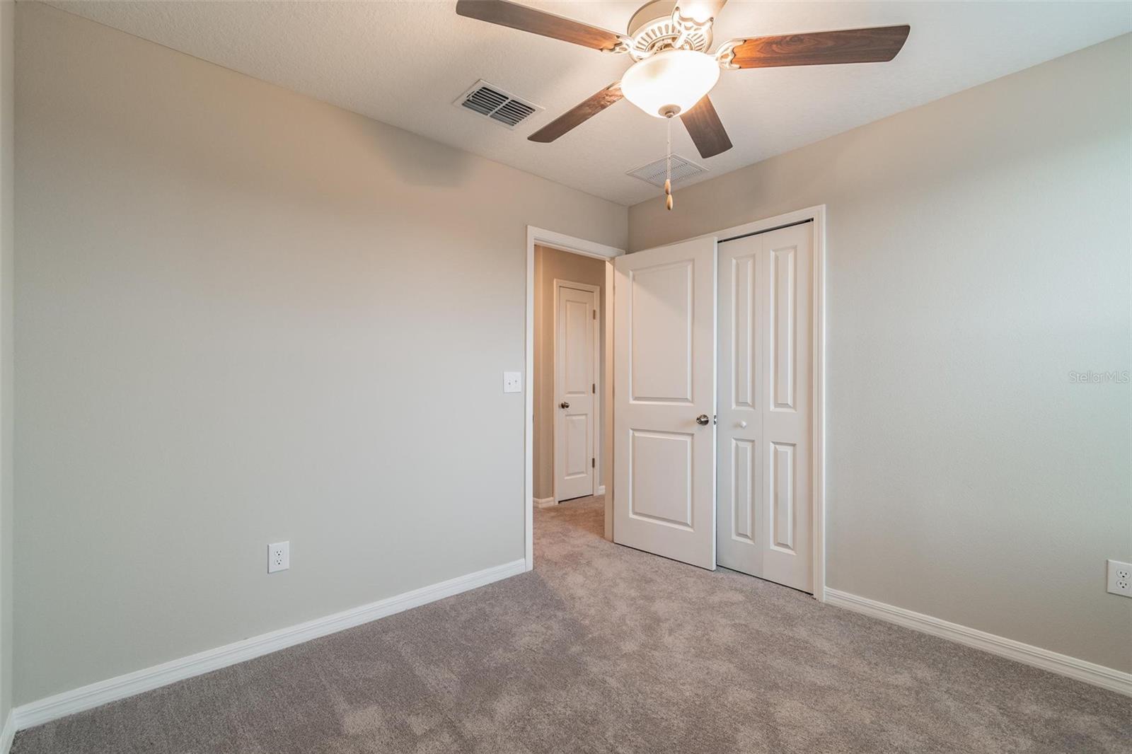 5064 WHITE CHICORY DR — photo 26