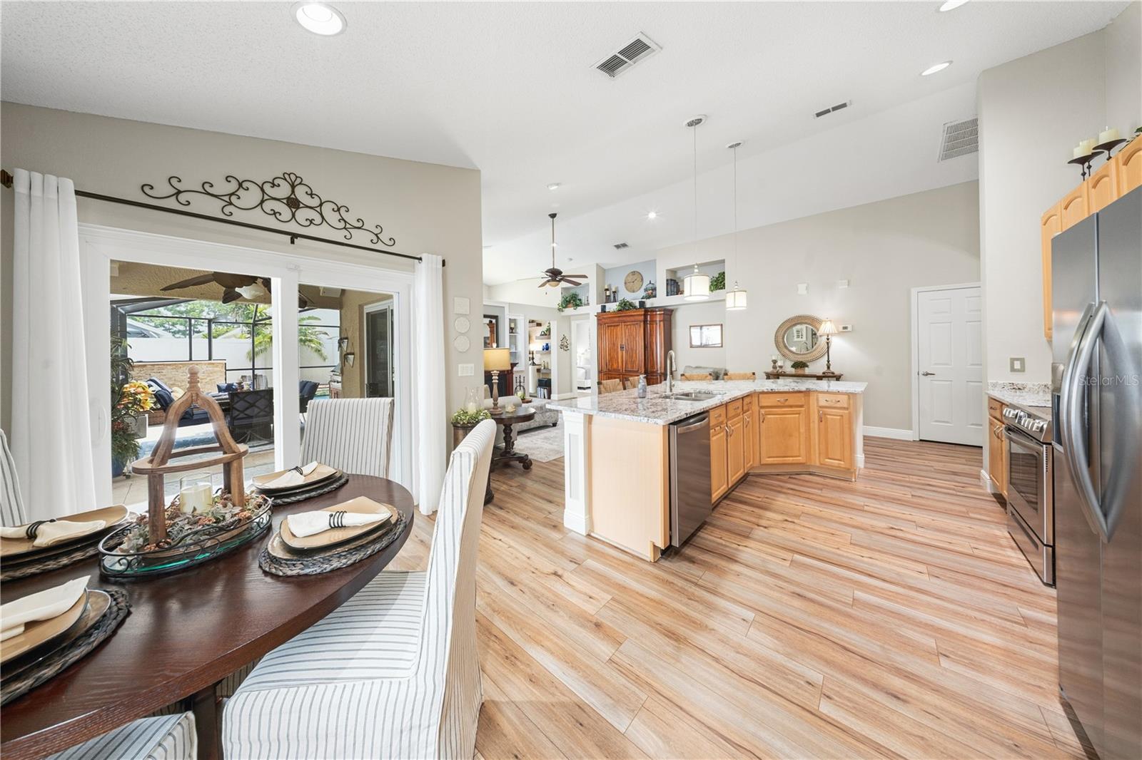 2530 ARROWPOINTE DR — photo 7