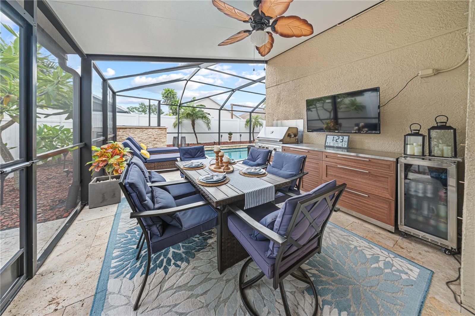 2530 ARROWPOINTE DR — photo 24