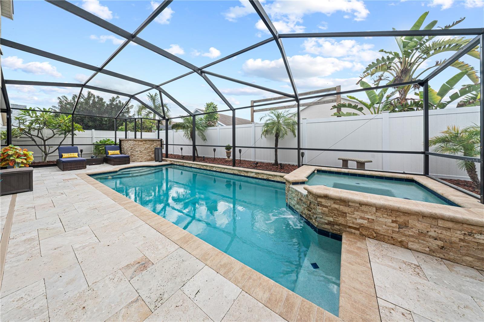 2530 ARROWPOINTE DR — photo 28