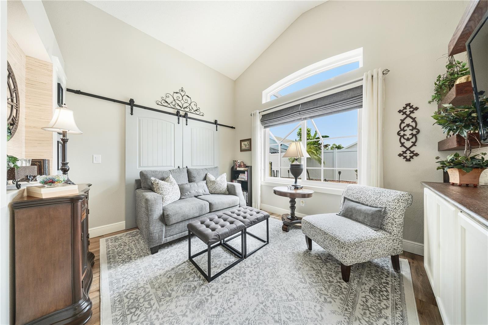 2530 ARROWPOINTE DR — photo 18