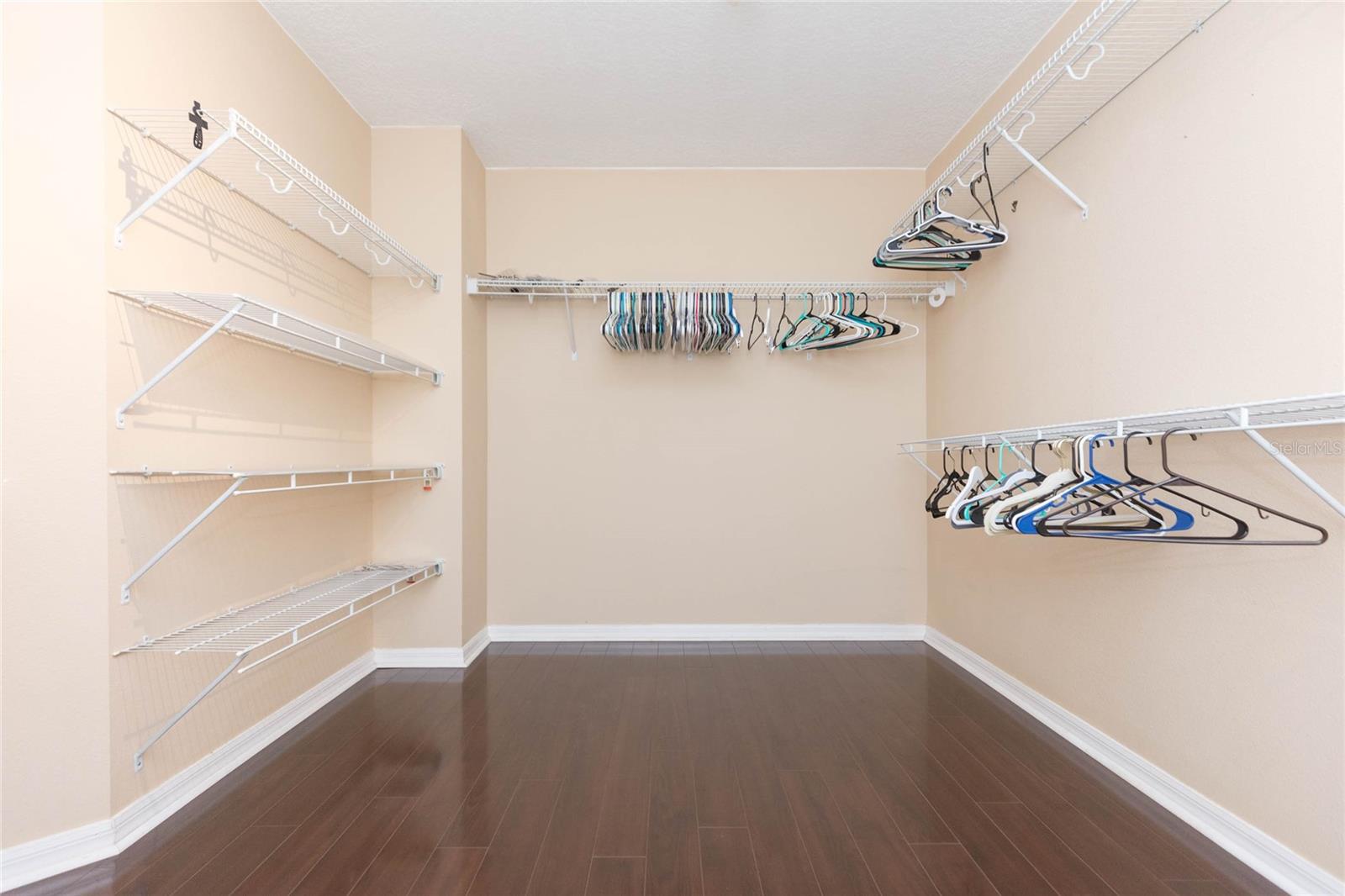 4433 FIELDVIEW CIR — photo 18