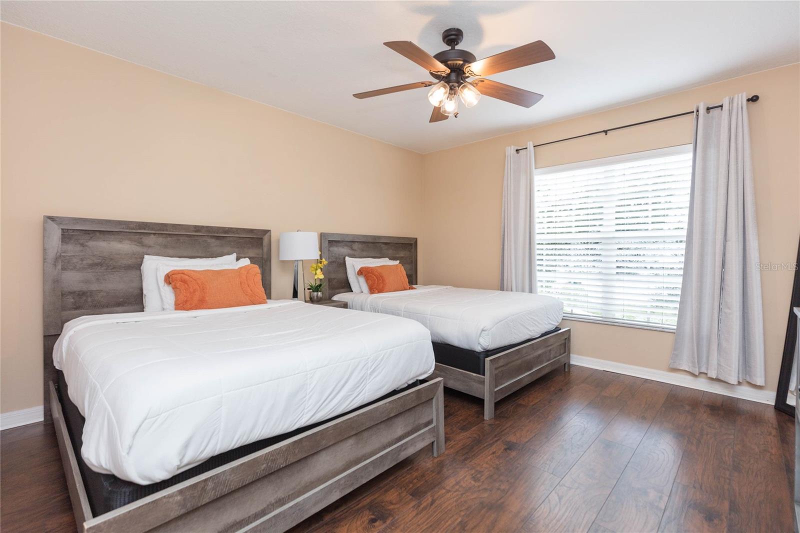 4433 FIELDVIEW CIR — photo 24