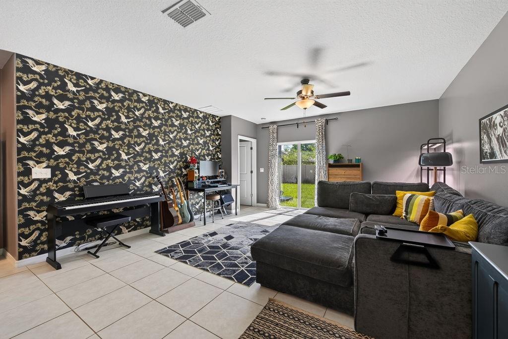 2148 SHINING AZUL WAY — photo 13