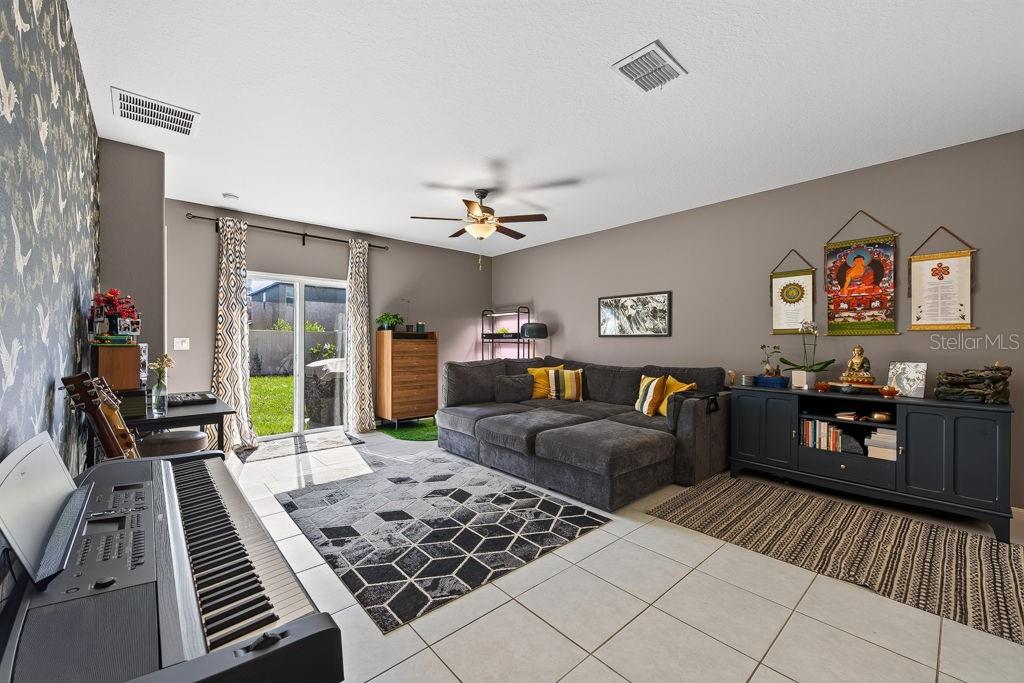 2148 SHINING AZUL WAY — photo 14