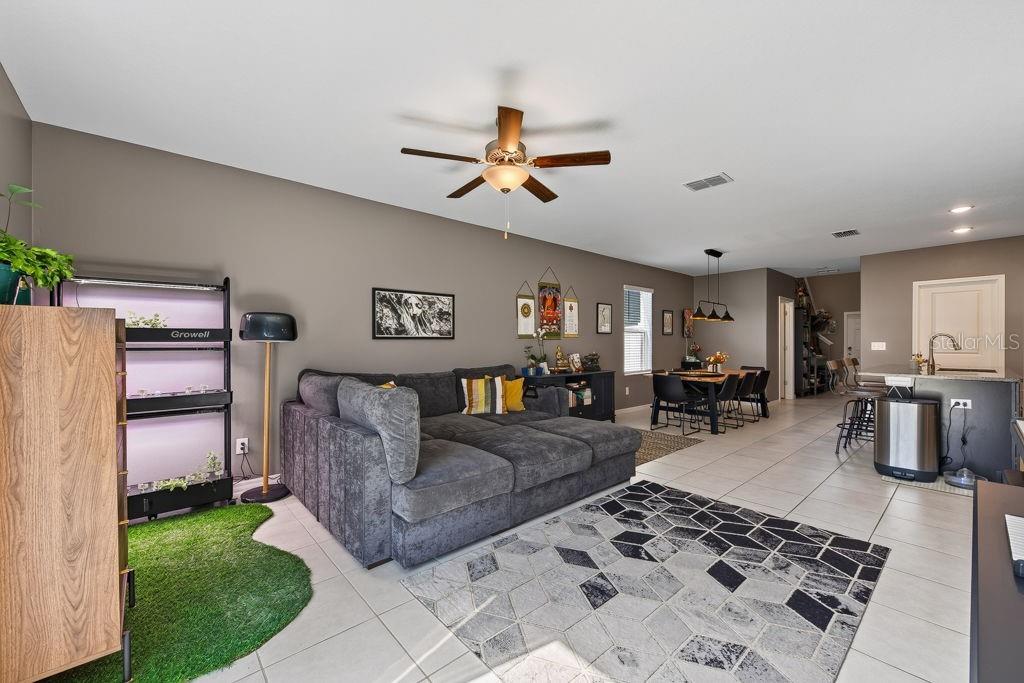 2148 SHINING AZUL WAY — photo 15