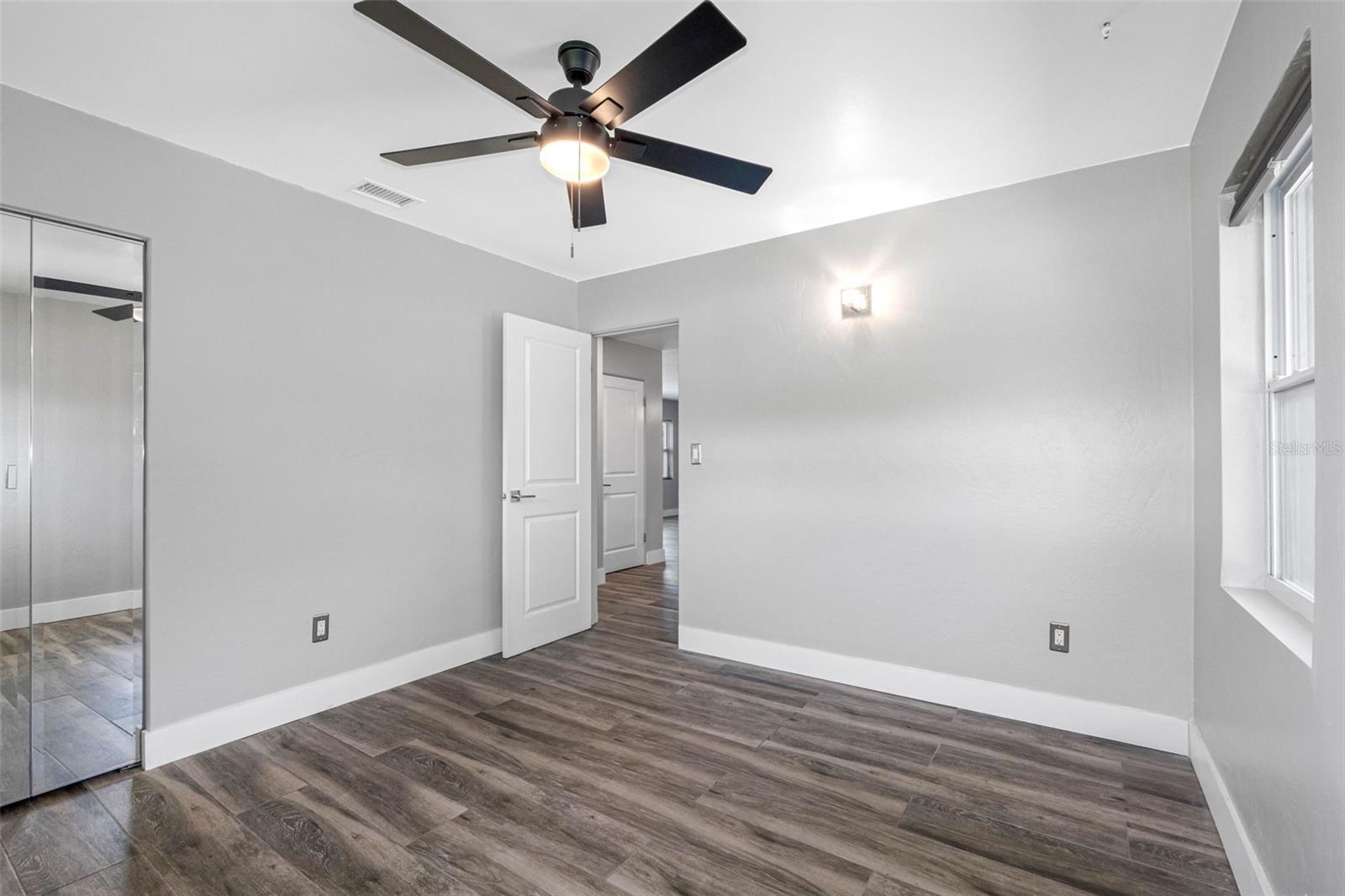 439 CAPRI WAY NE — photo 22