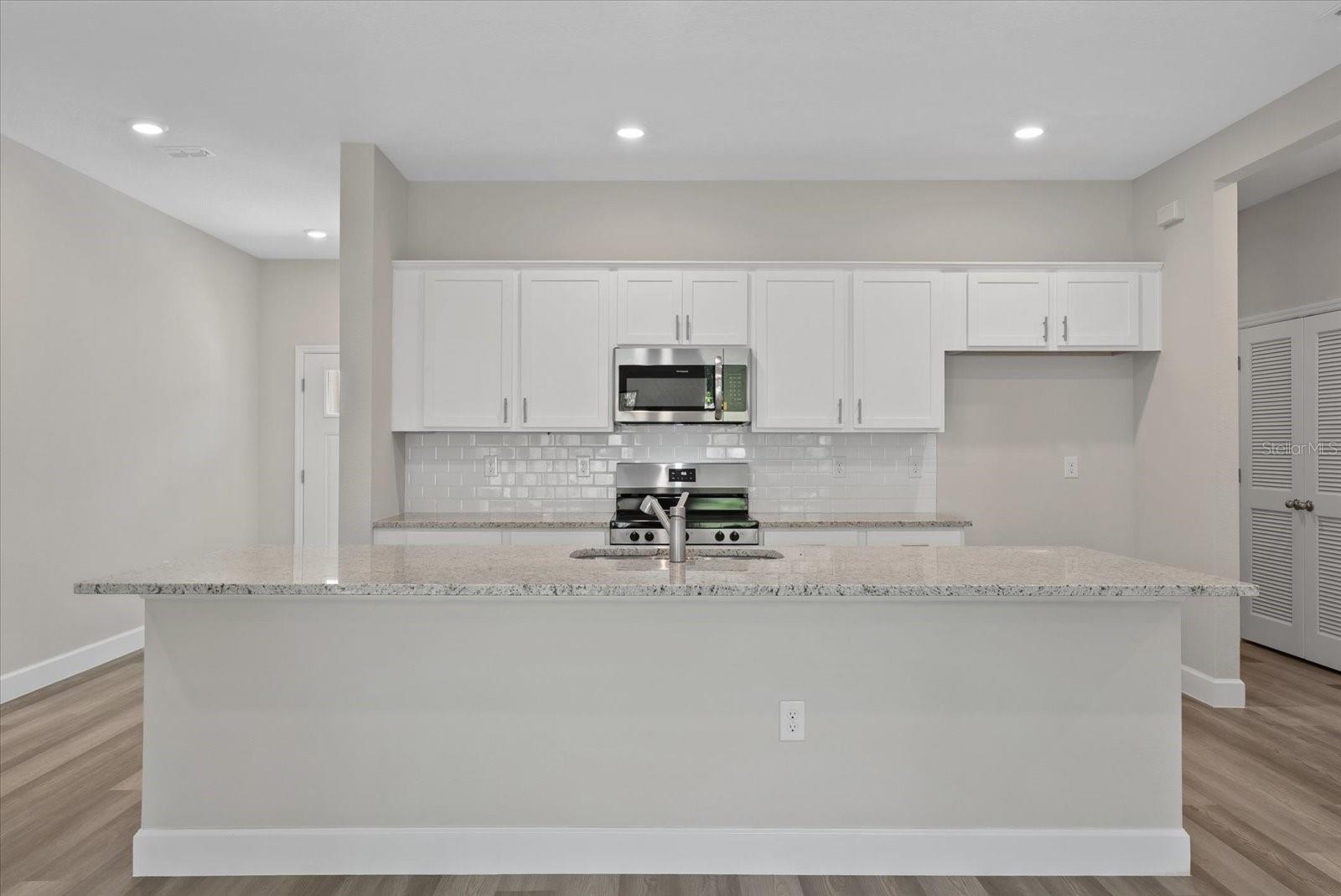 5779 N CRANBERRY BLVD — photo 21