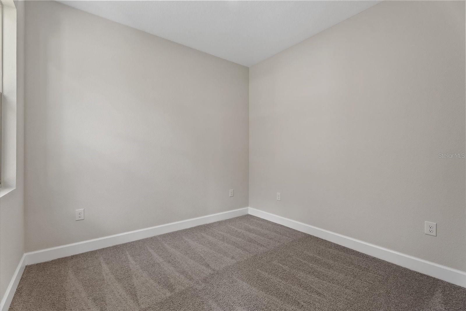 5779 N CRANBERRY BLVD — photo 35