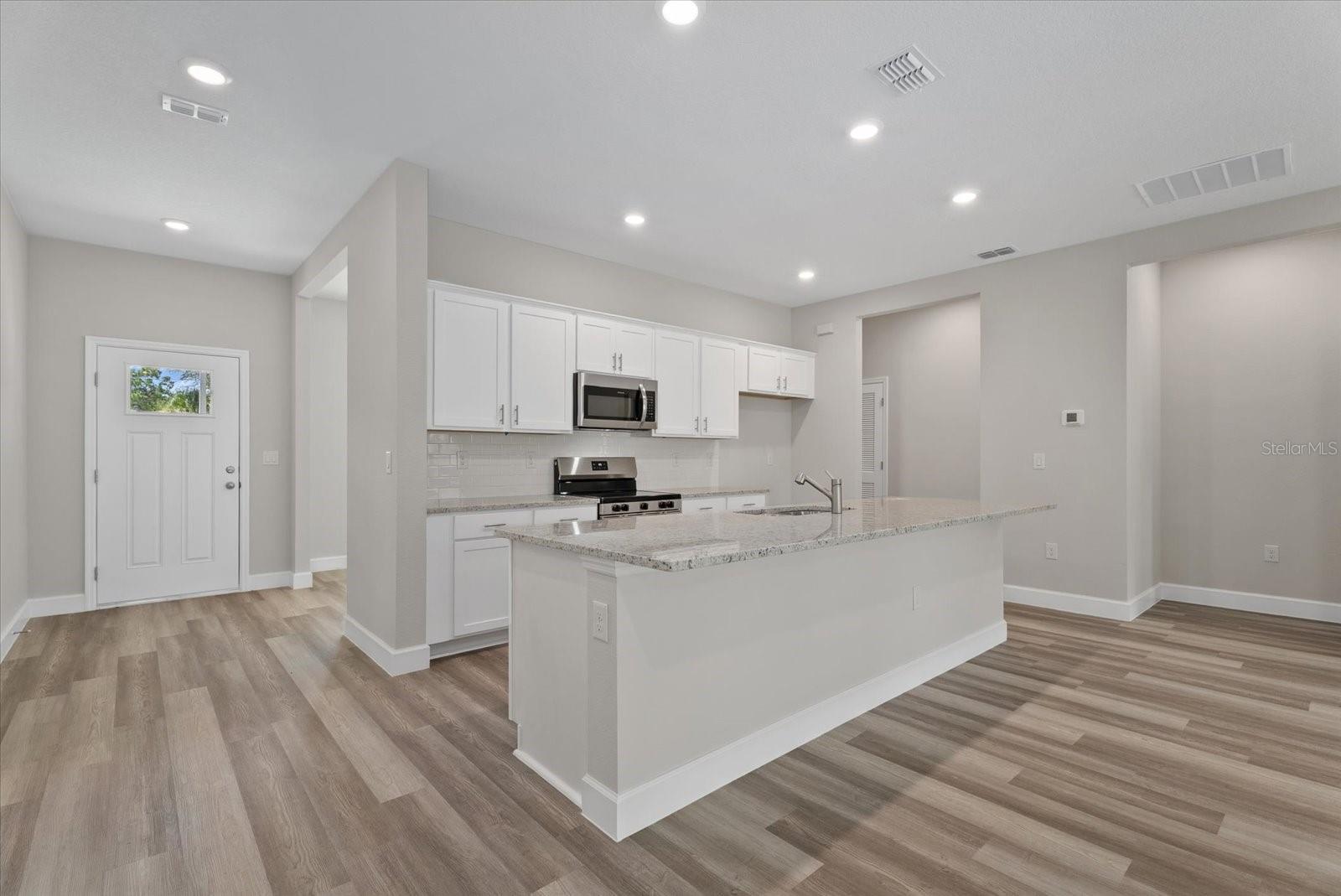 5779 N CRANBERRY BLVD — photo 20