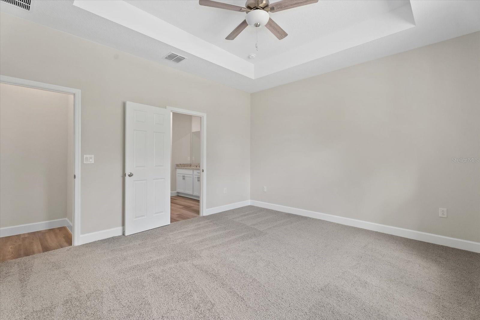 5779 N CRANBERRY BLVD — photo 37