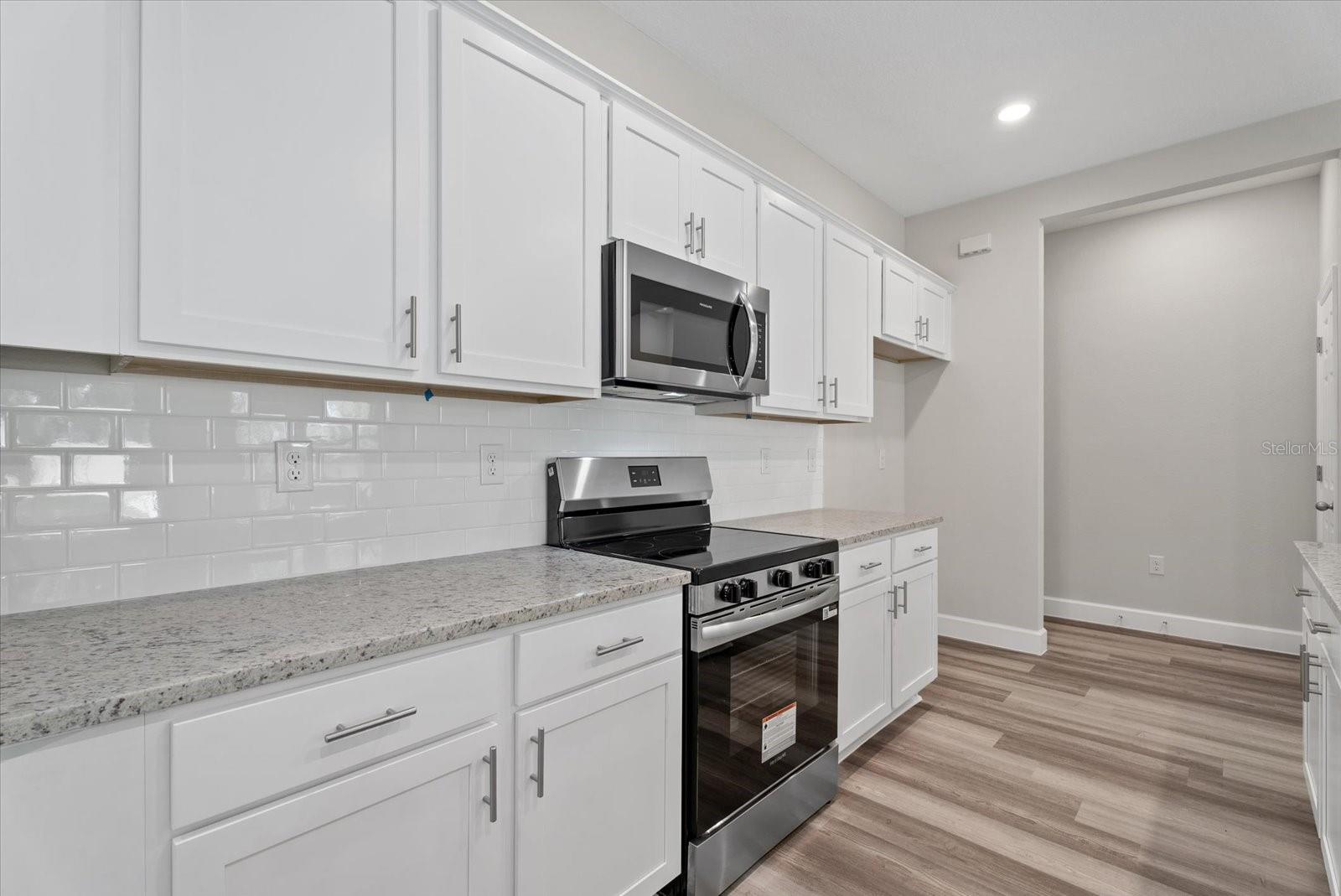 5779 N CRANBERRY BLVD — photo 27