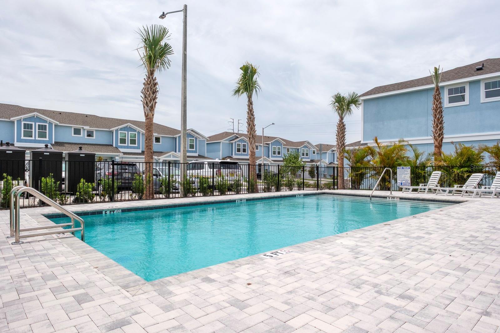 2568 MARIO WAY — photo 9