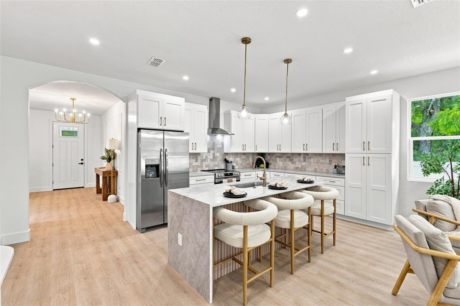 3008 E OSBORNE AVE — photo 5