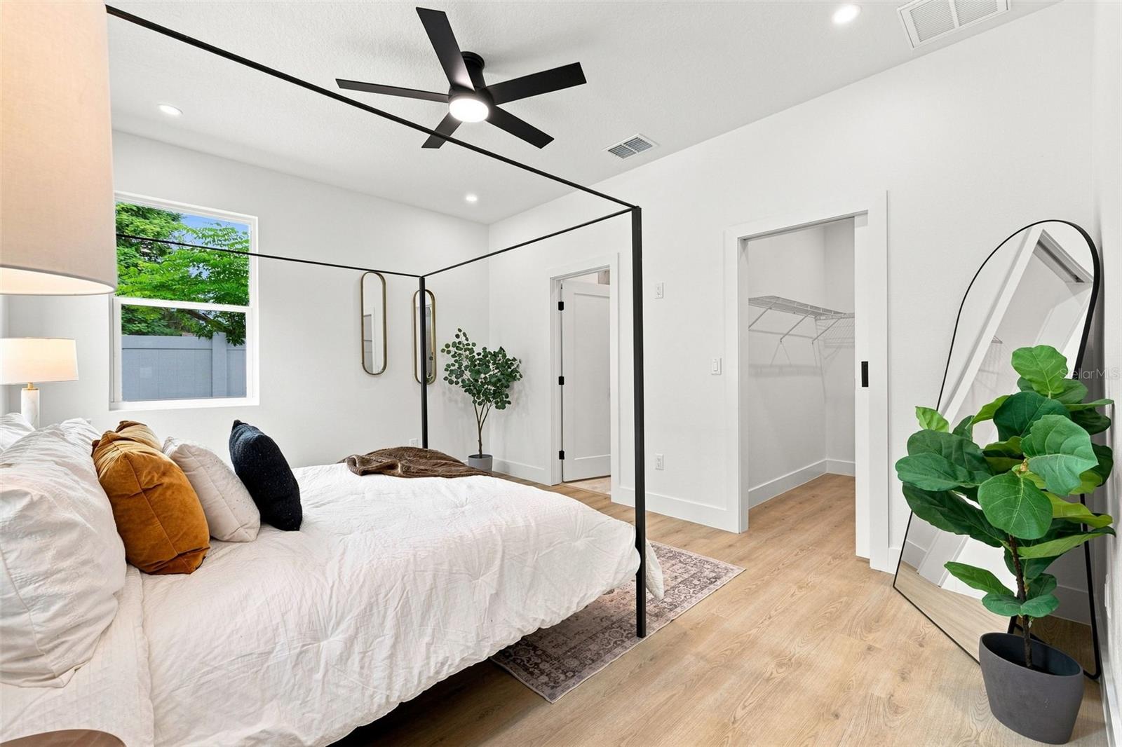3008 E OSBORNE AVE — photo 14