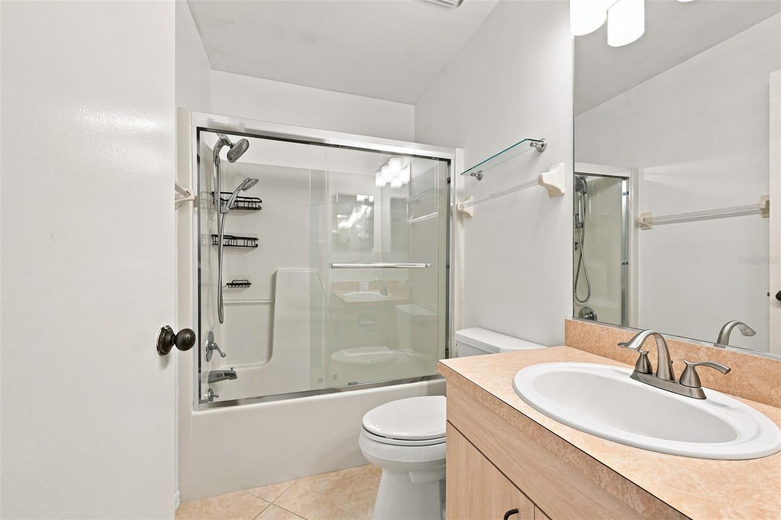304 KELSEY WAY — photo 24