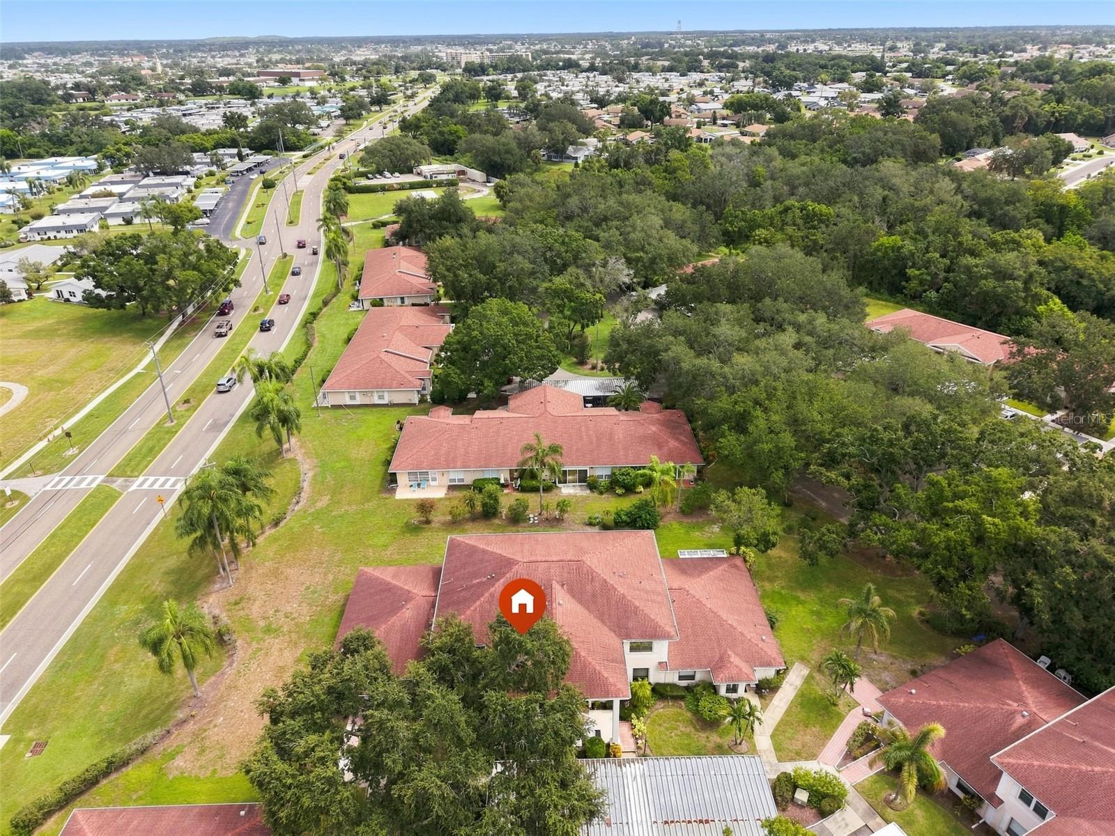 304 KELSEY WAY — photo 31
