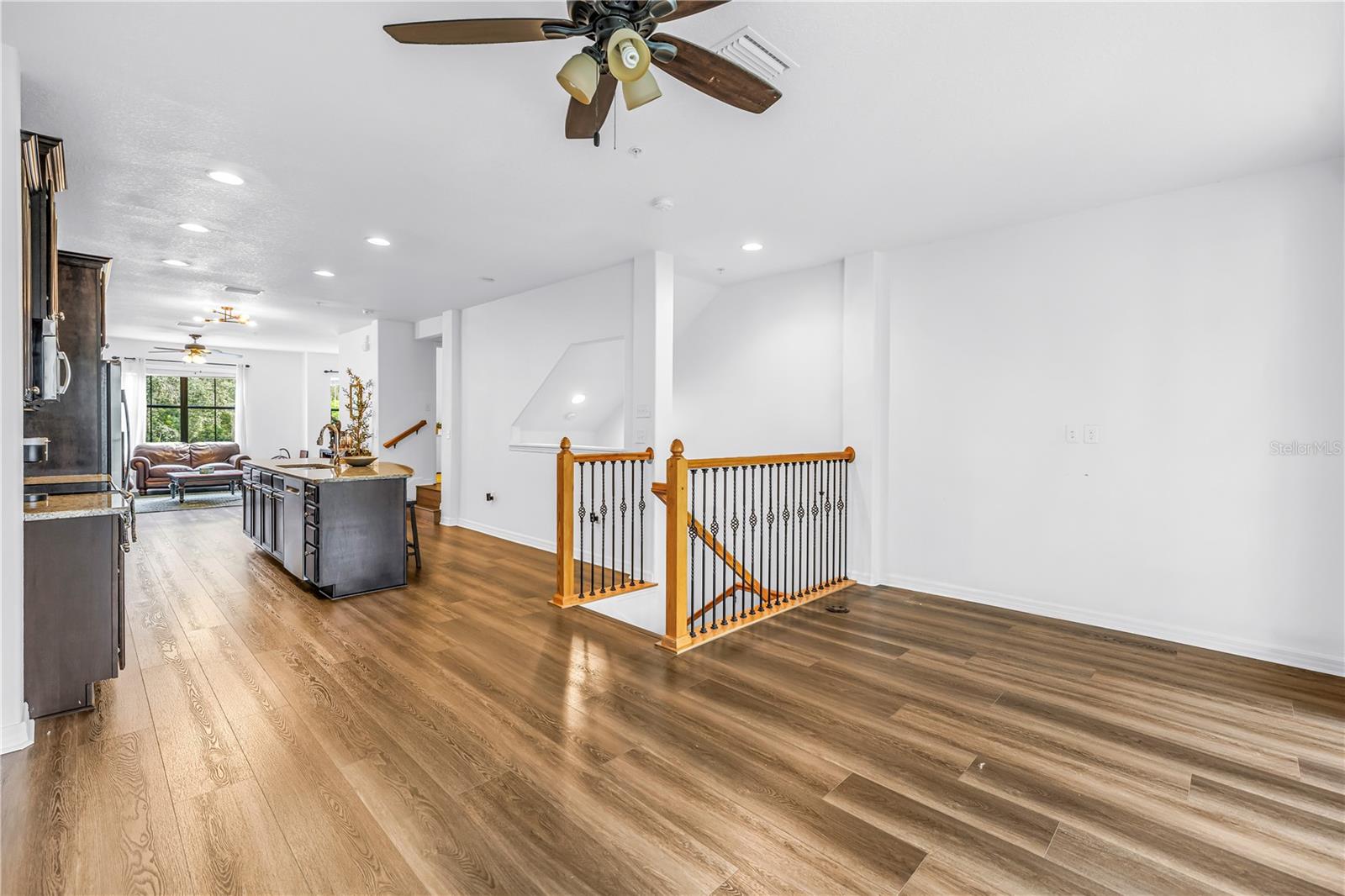 9715 BAY GROVE LN — photo 12
