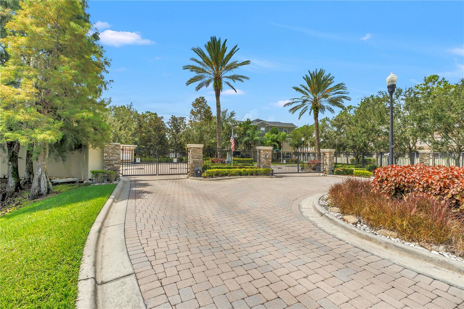 9715 BAY GROVE LN — photo 39
