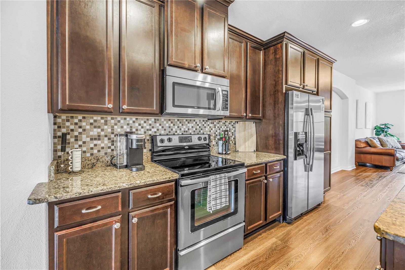 9715 BAY GROVE LN — photo 5