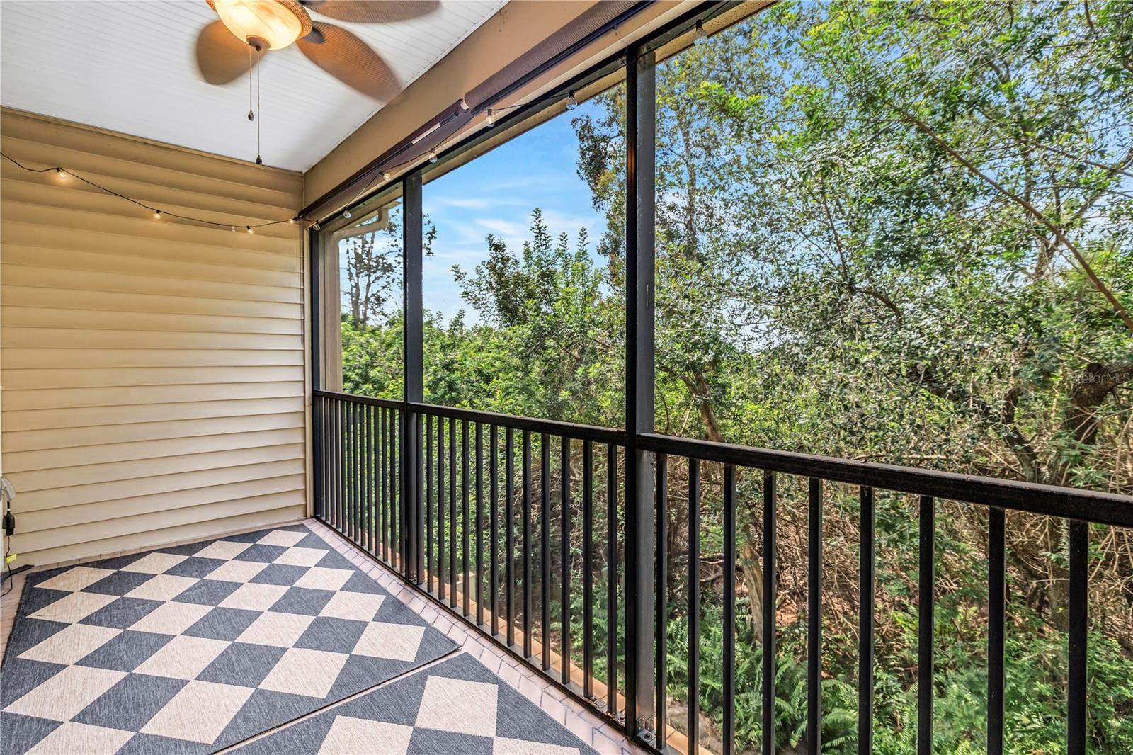 9715 BAY GROVE LN — photo 32