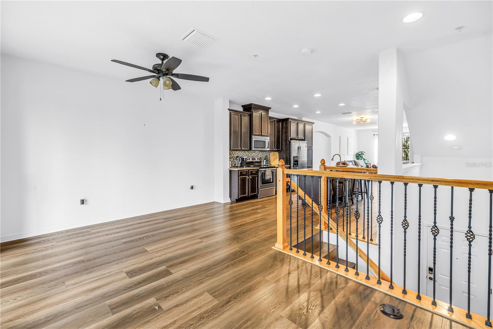 9715 BAY GROVE LN — photo 11