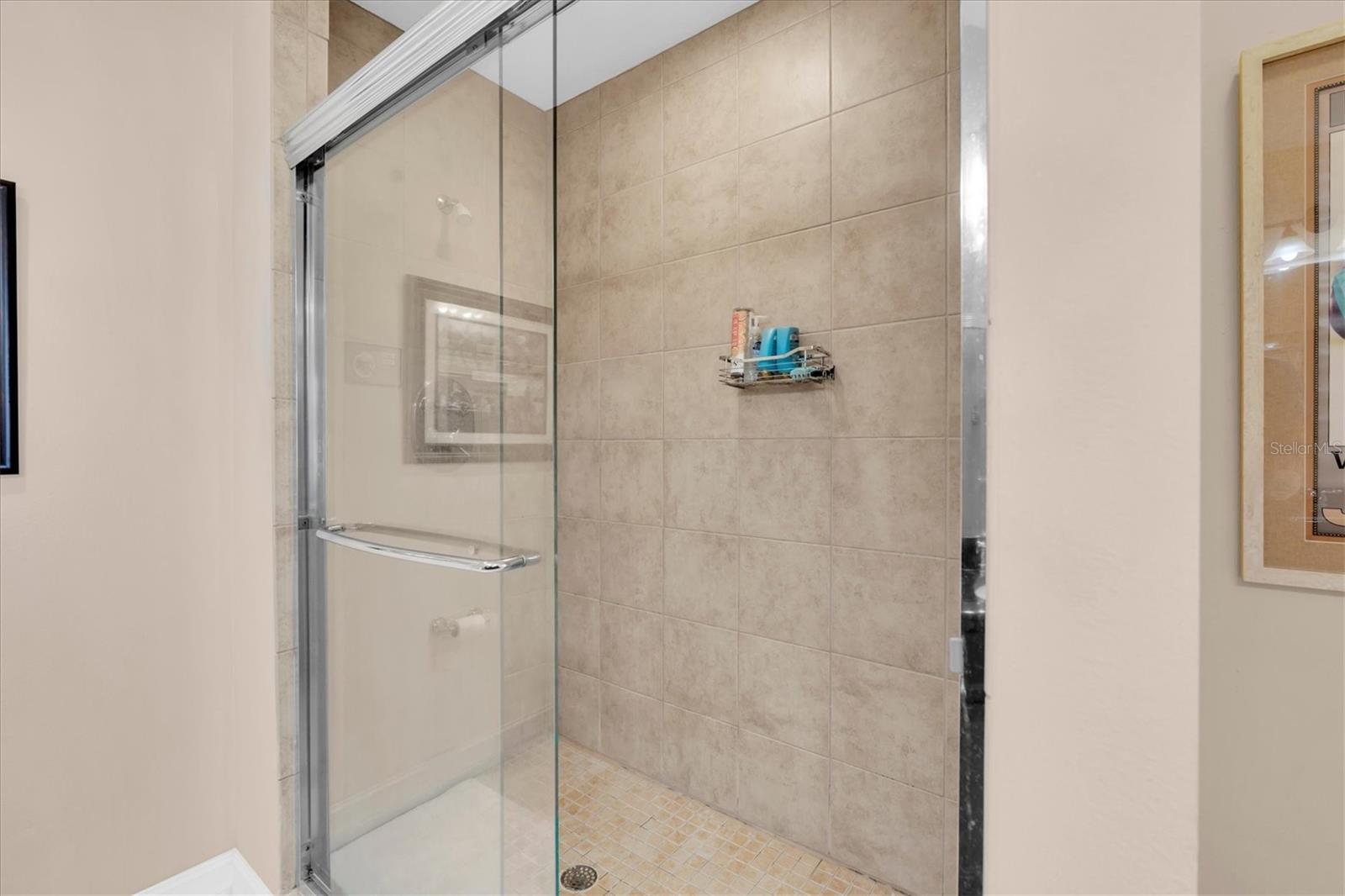 13941 CLUBHOUSE DR #215 — photo 19