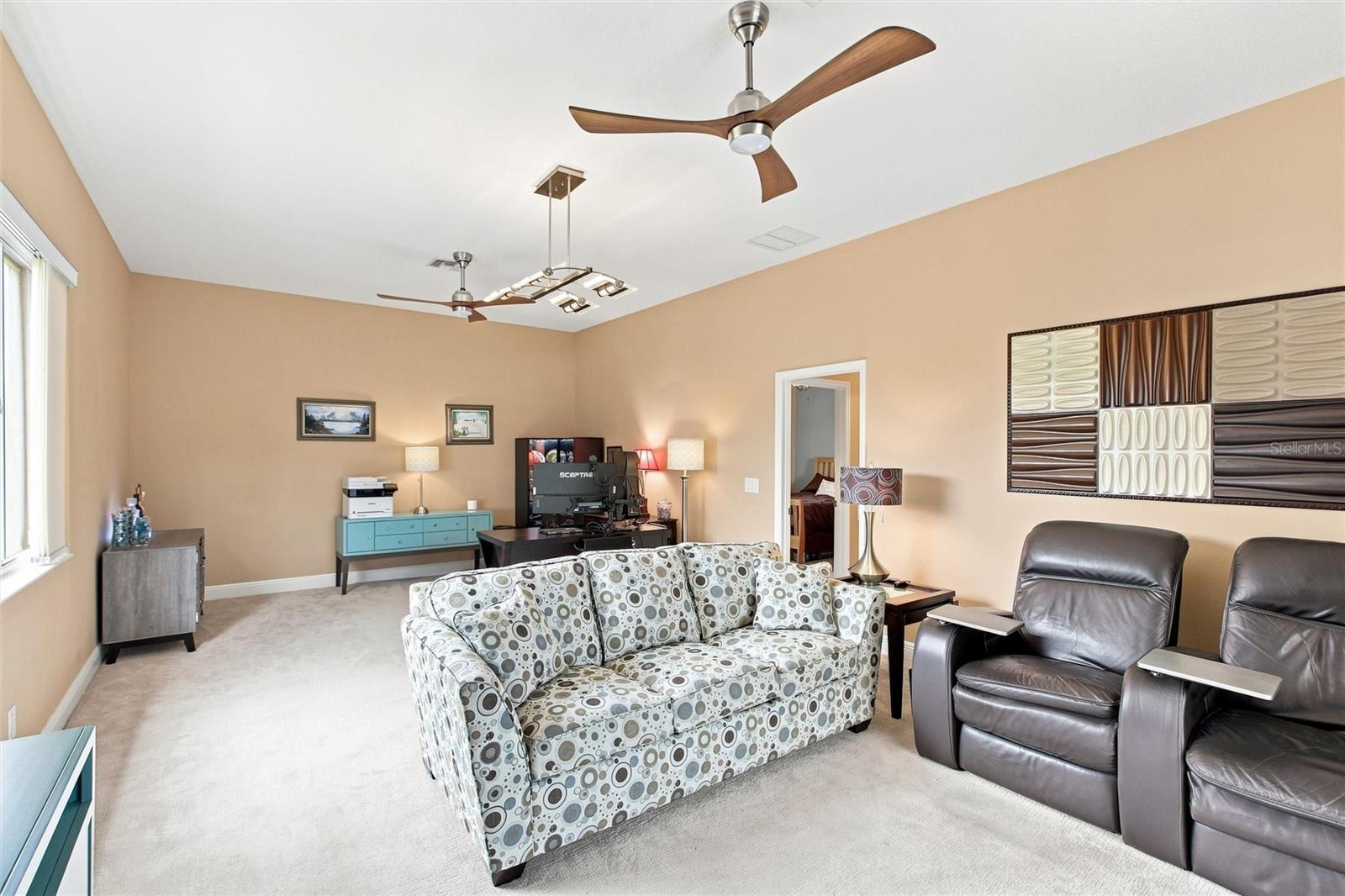 616 COUNTRY MEADOWS WAY — photo 19