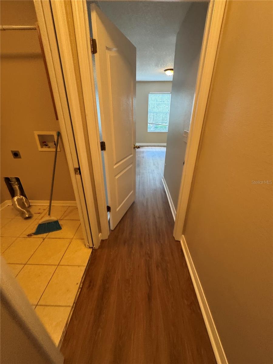10625 SHADY FALLS CT — photo 8