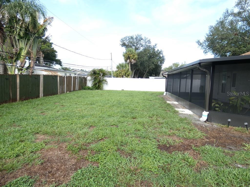 1368 NOELL BLVD — photo 29
