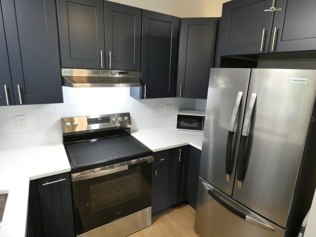 1368 NOELL BLVD — photo 3