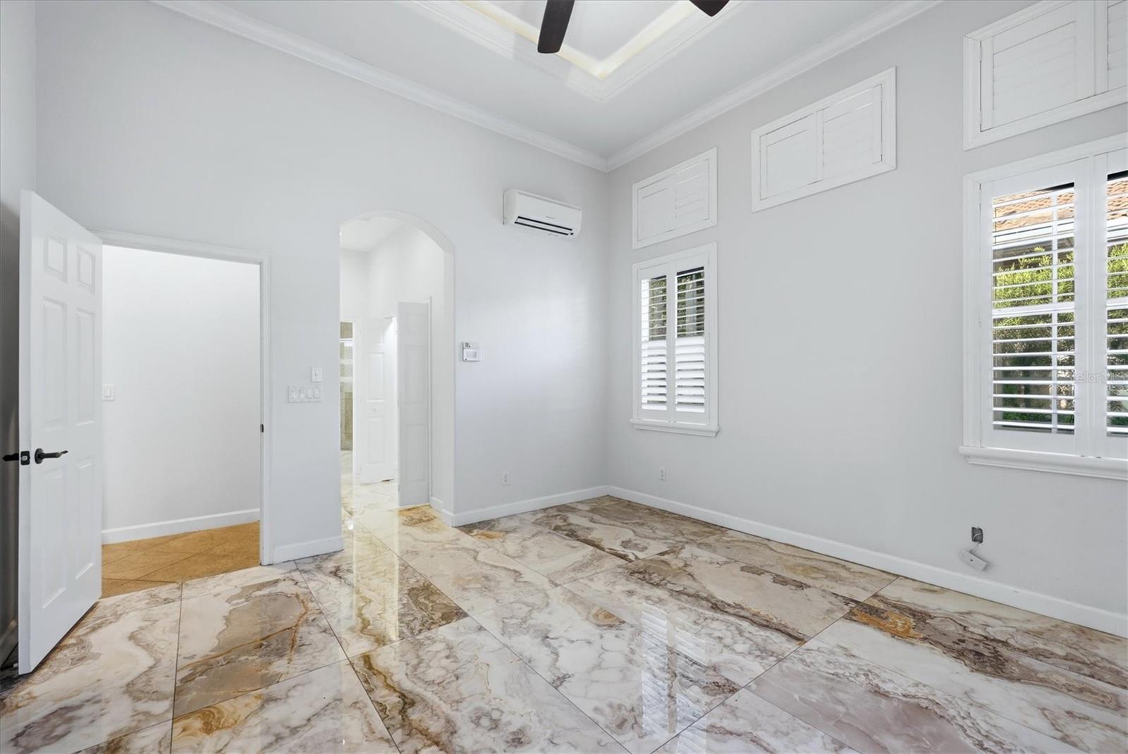 262 MONTELLUNA DR — photo 16