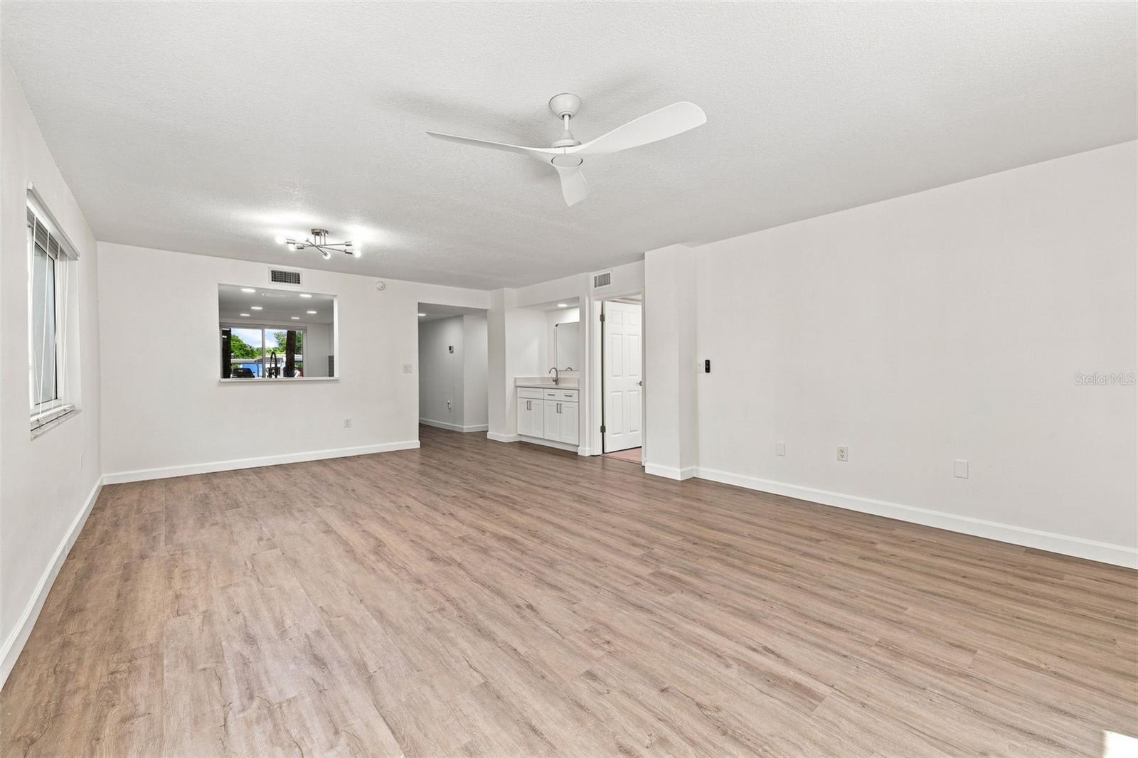 700 STARKEY RD #311 — photo 10