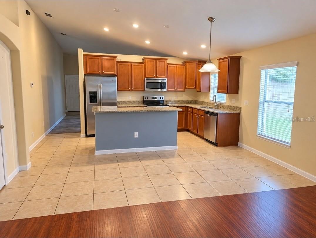 8018 CHERRY BRANCH DR — photo 7
