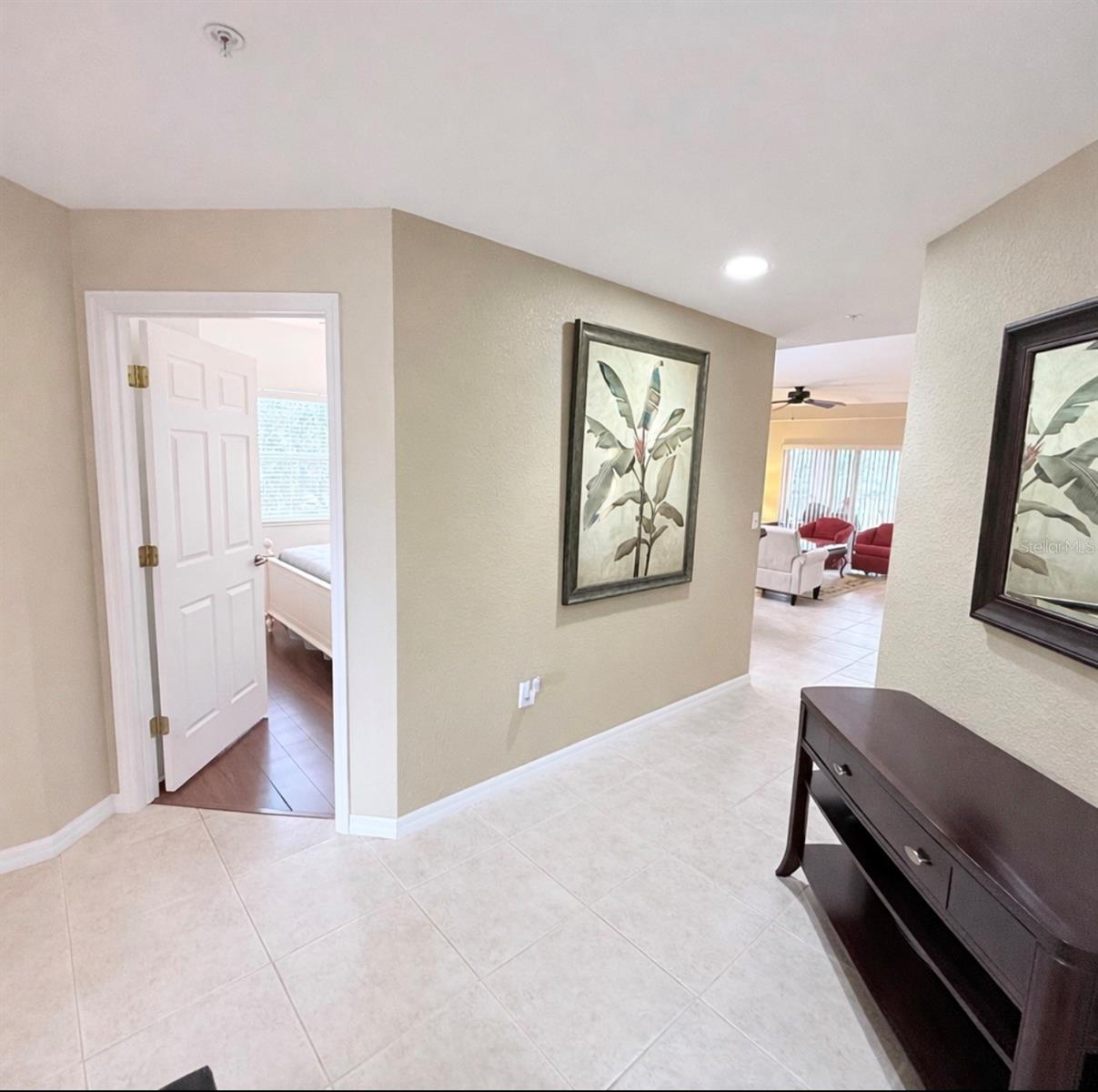 6318 GRAND OAK CIR #201 — photo 9