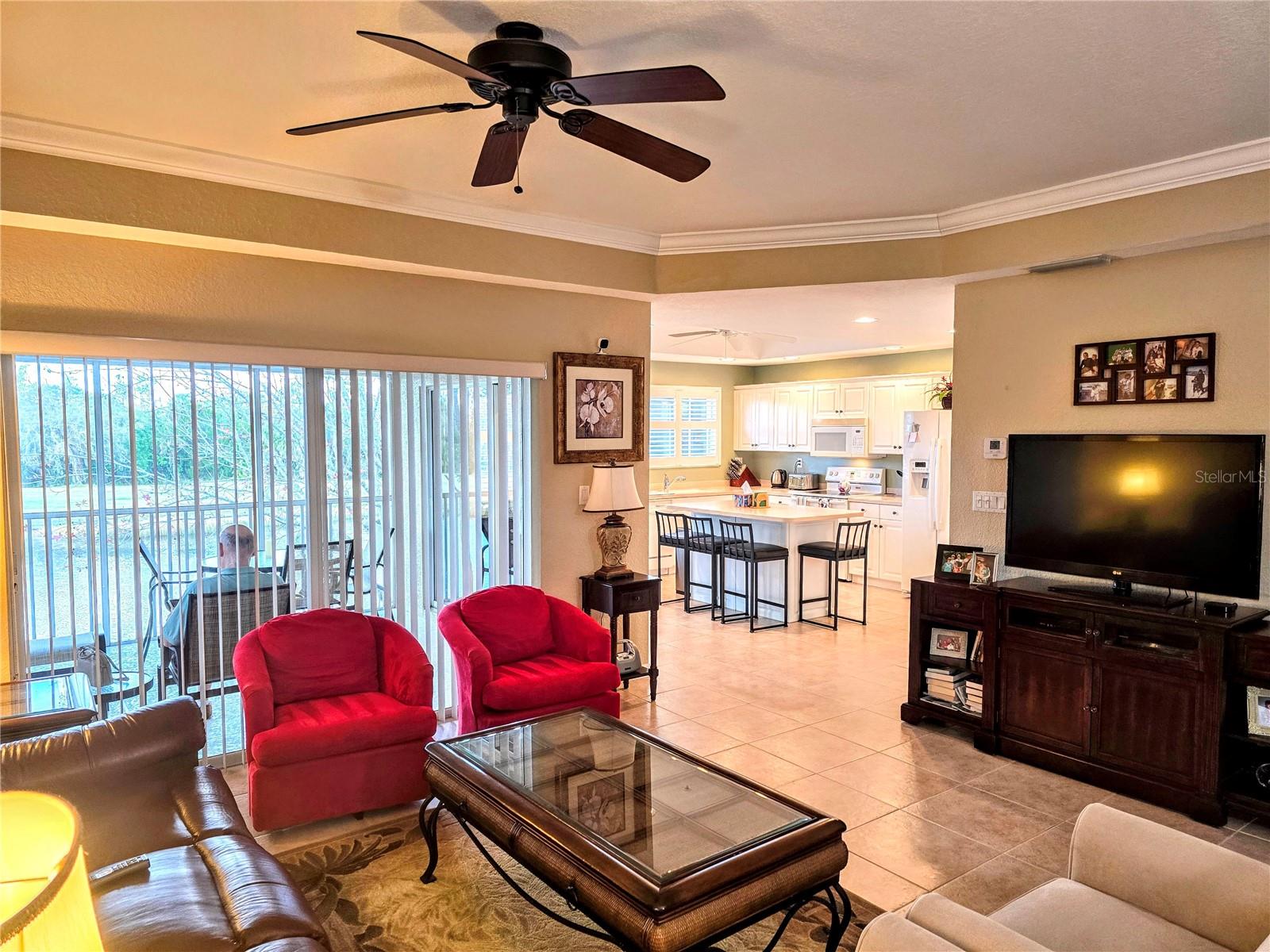 6318 GRAND OAK CIR #201 — photo 17