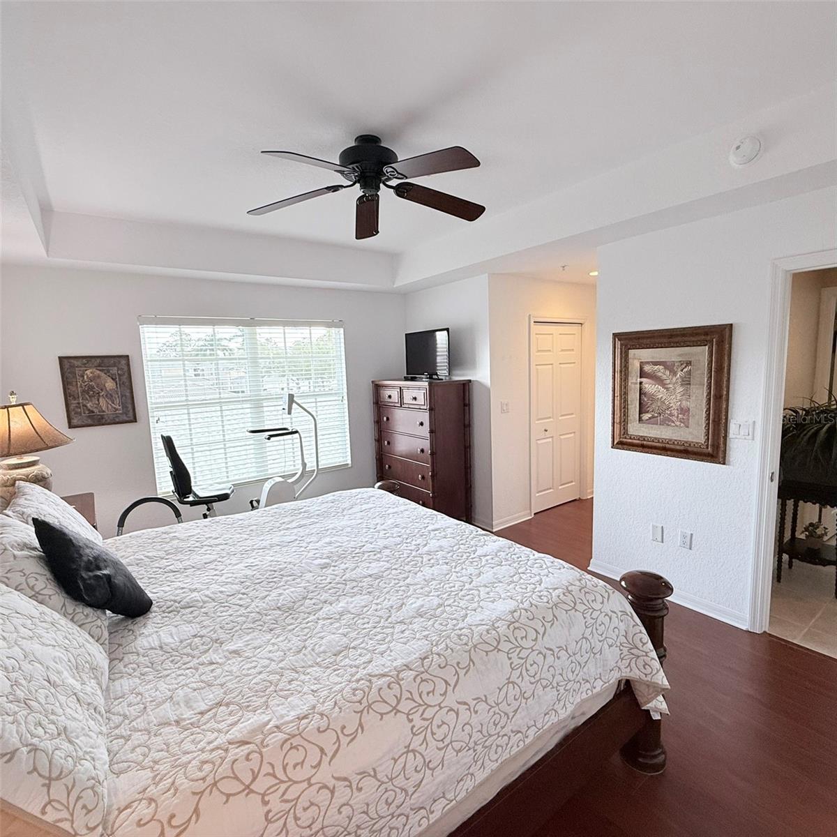 6318 GRAND OAK CIR #201 — photo 32