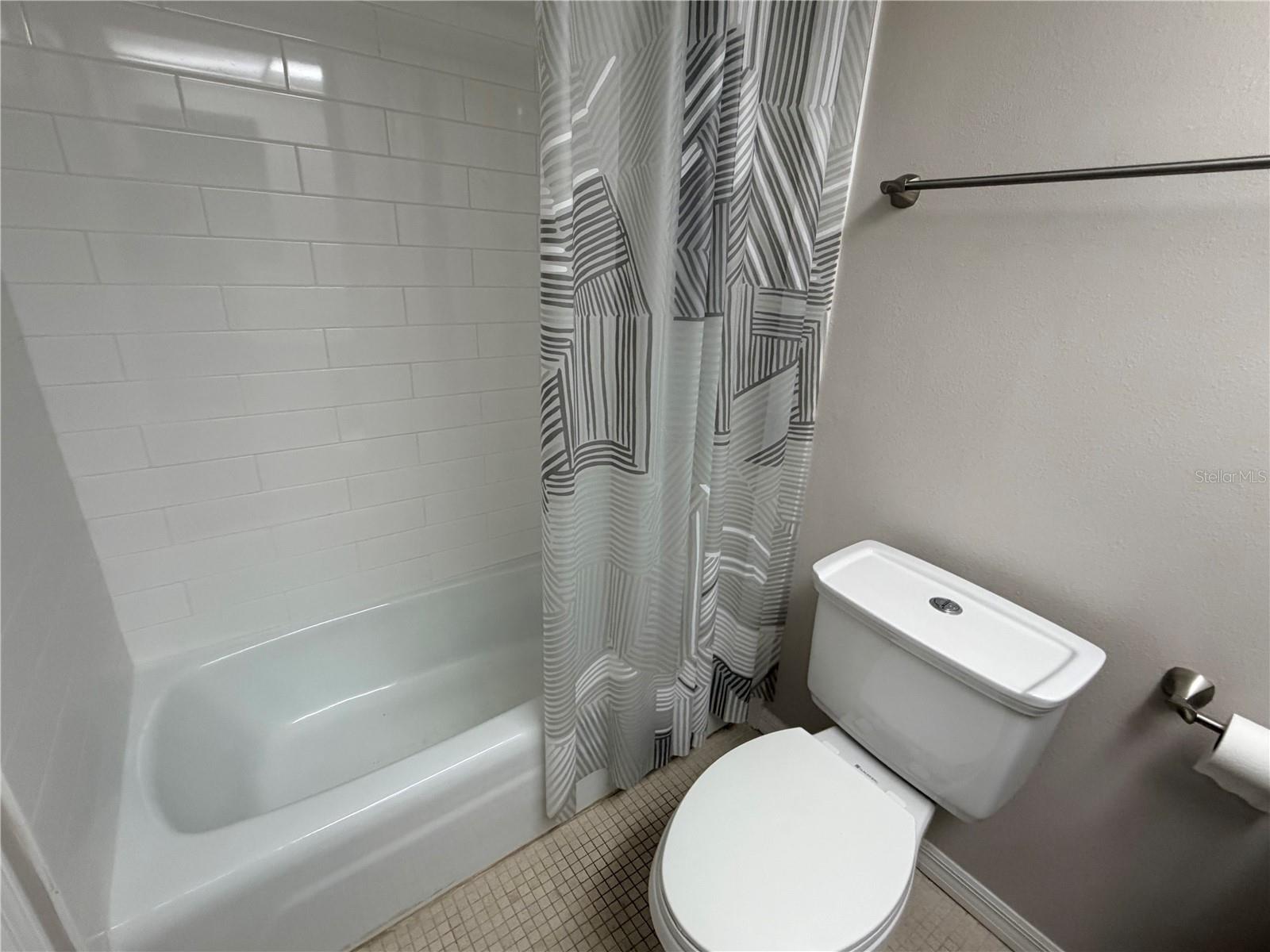 4885 1ST ST NE #117 — photo 19