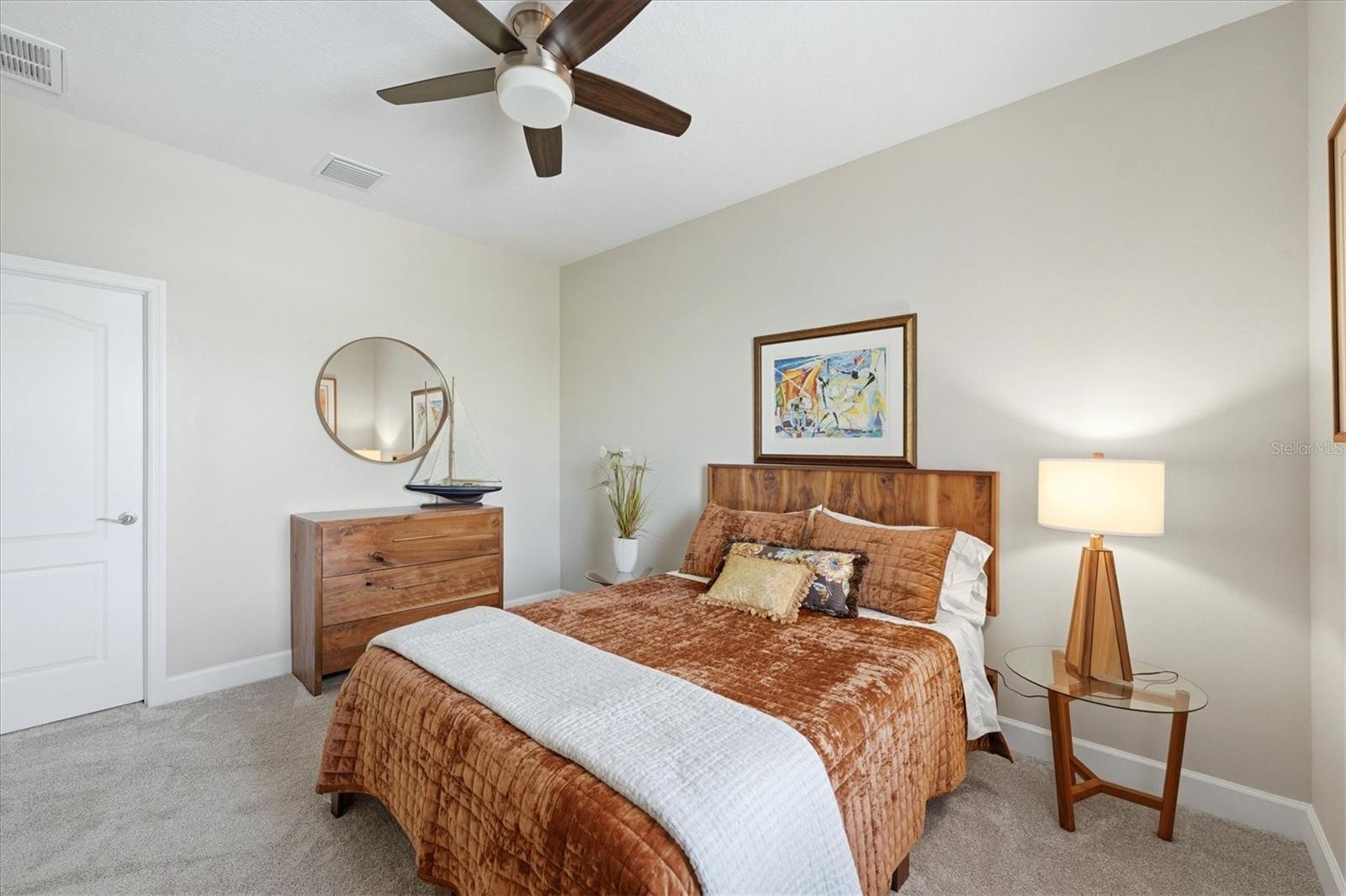 5209 LAKE VENICE DR — photo 31