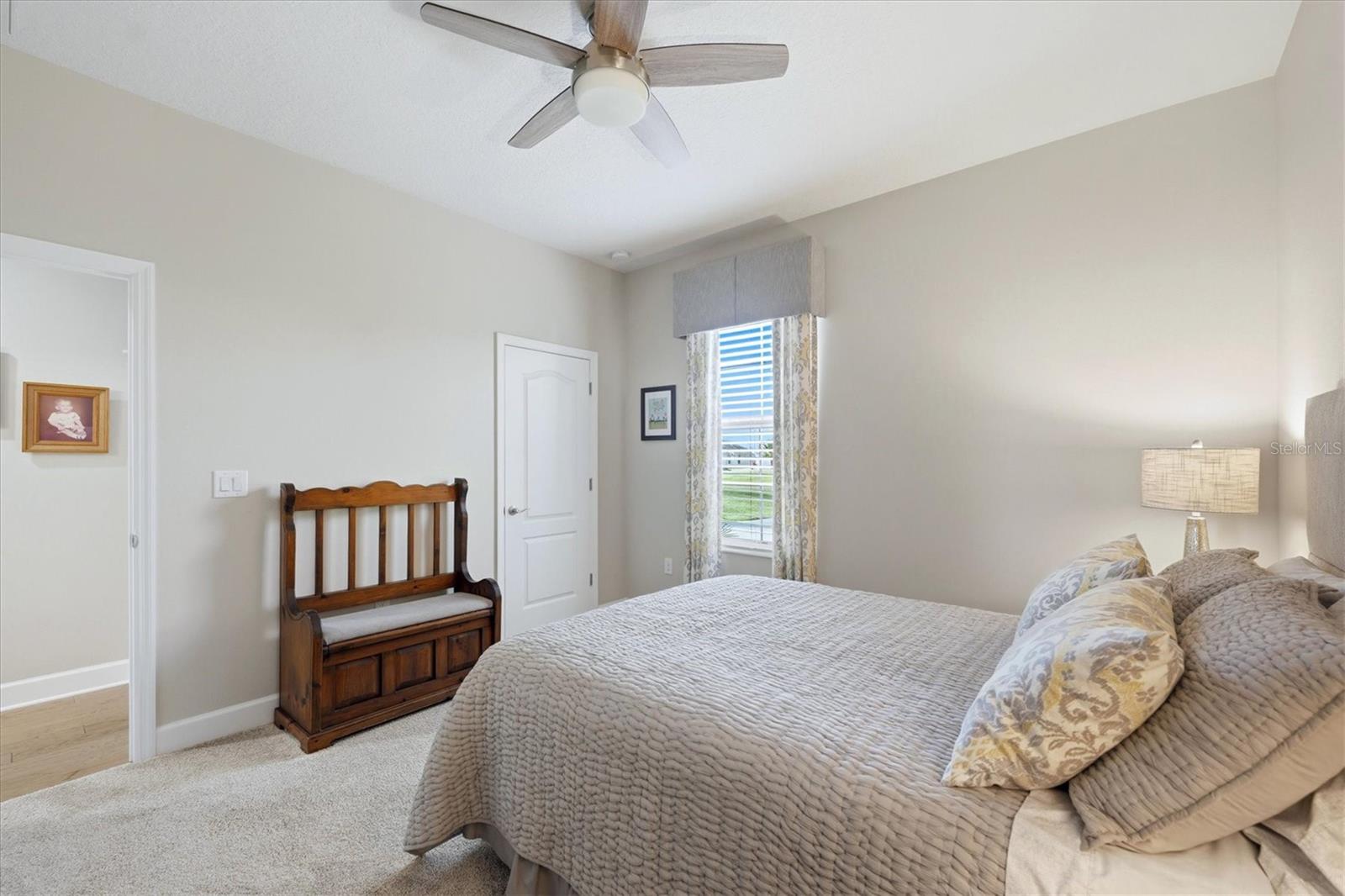5209 LAKE VENICE DR — photo 34