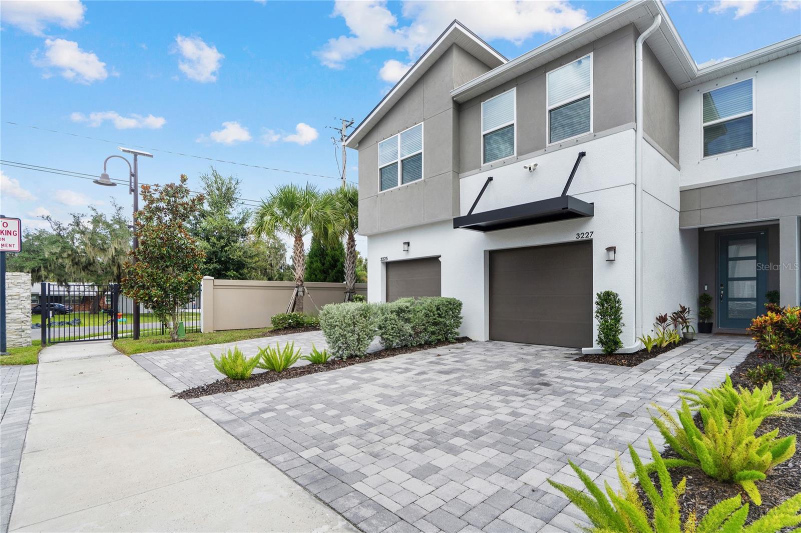 3227 TIMBER CROSSING AVE — photo 3