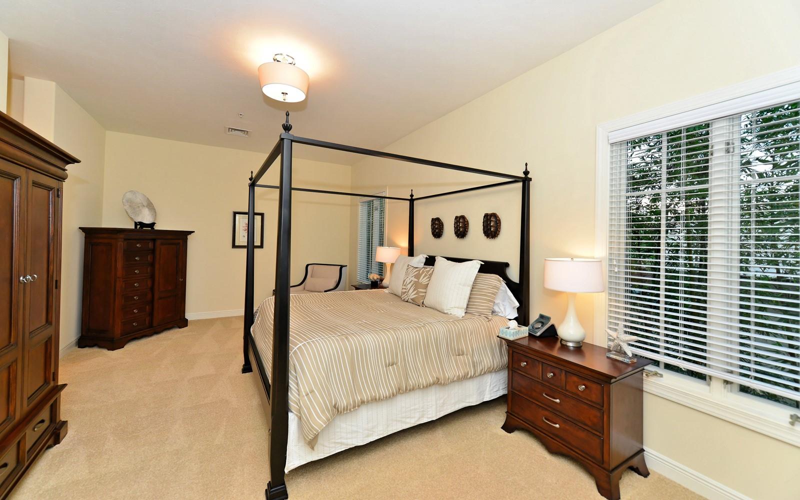 1080 SEAGROVE LN #CH2 — photo 25