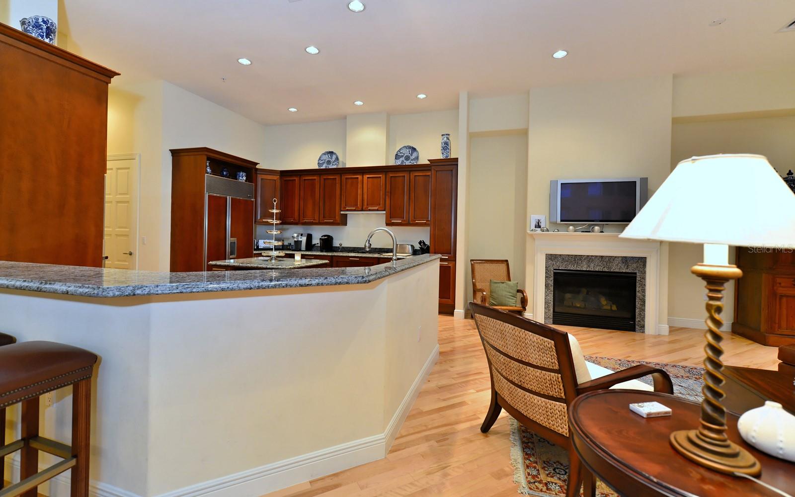 1080 SEAGROVE LN #CH2 — photo 16