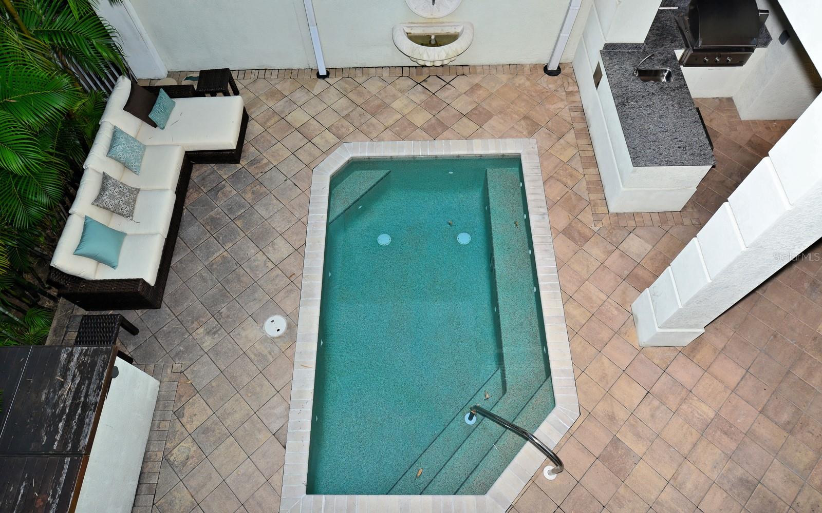 1080 SEAGROVE LN #CH2 — photo 42