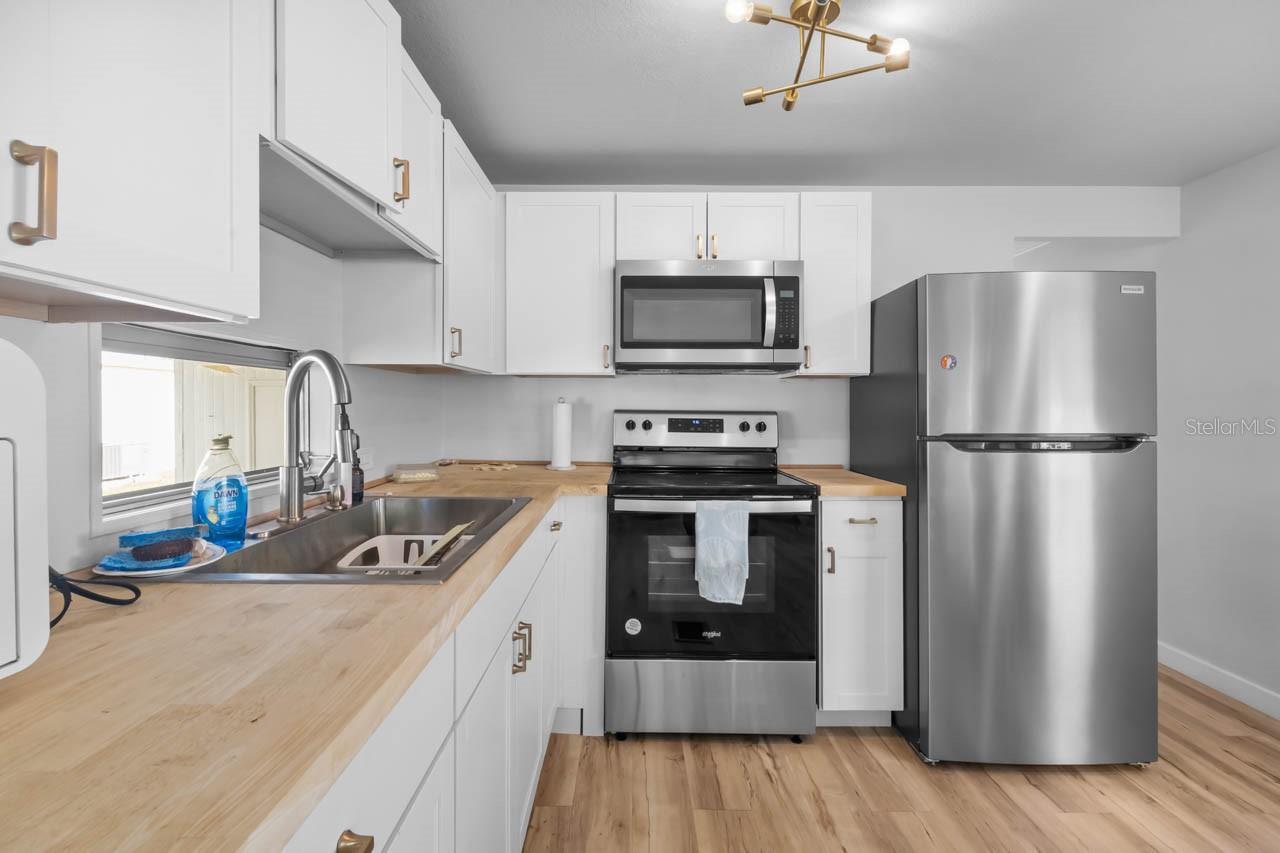 3114 CRYSTAL LN — photo 16