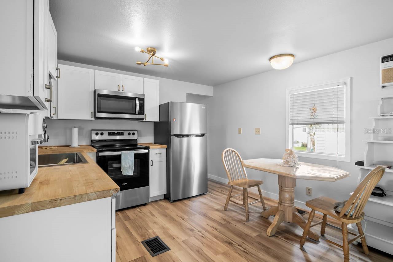 3114 CRYSTAL LN — photo 12